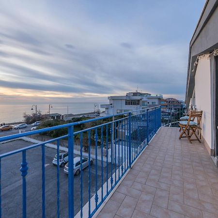 Orizzonte In Blu Villa Anzio Exterior foto